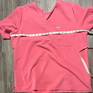Figs Coral V-Neck Short Sleeve Top thumbnail 9