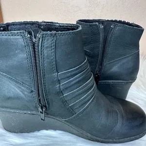 KEEN Women's Zurich Low Boot Black Size 8 thumbnail 8