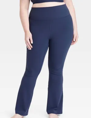 All in motion Women's Everyday Soft Ultra High-Rise Flare Leggings thumbnail 1