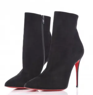 Red Bottoms thumbnail 1