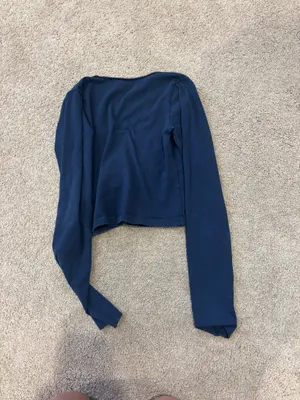 Brandy Melville Long Sleeve Top Crop thumbnail 2