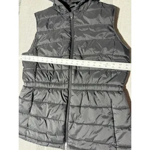 Womens Black Quilted Puffer Vest Hooded Full Zip large‎ Jacket Cinched Waist thumbnail 3