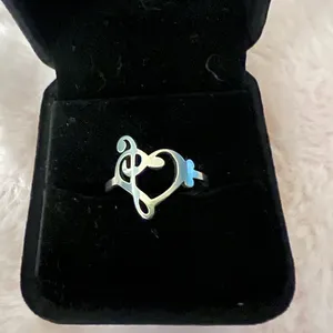 Ladies Gorgeous Stainless Steel Silver Ring Size 8 thumbnail 1