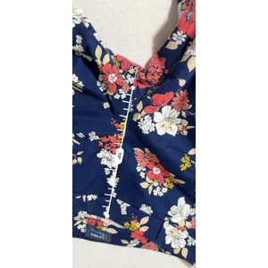 Old Navy Pixie Mid Rise Ankle Pants Floral Print Slim Tapered Measured Size 12 thumbnail 5