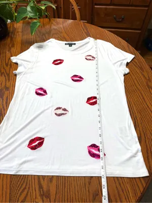 INC International Concepts White Short Sleeve Tee with Sequined Lips Size L thumbnail 8