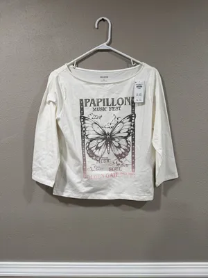 NWT Hollister Slash Neck White Butterfly Graphic Long Sleeve Tee thumbnail 2