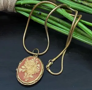 Vintage Flower Cameo Locket Pendant Gold-plated Round Snake Chain 24” Necklace thumbnail 1