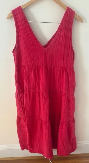 Quince Organic Cotton Gauze Tiered Maxi Dress Hot Pink V-Neck Sleeveless M thumbnail 1