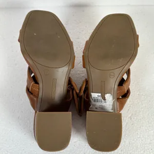 Marc Fisher Fathom Strappy Block Heel Sandal Women's 8.5 M Brown Buckle 3" Heel thumbnail 8