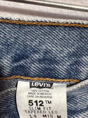 Levi's Vintage 2001 512 Women's Boyfriend Tapered Leg Jeans in Medium Blue Denim thumbnail 2