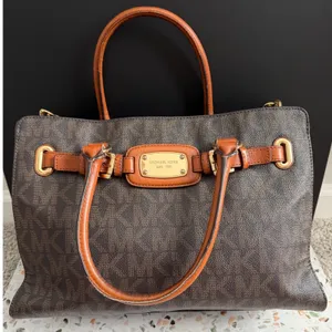 Michael Kors Hamilton Satchel Brown Logo PVC Leather Preppy Classic Tote Bag thumbnail 1