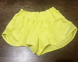Lululemon Hotty Hot 2.5" thumbnail 1