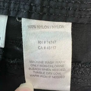 World Wide Sportsman Nylon Cargo Shorts Women’s Size 18 Black Hiking Outdoor thumbnail 6
