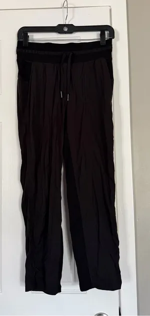 Lululemon Black Dance Joggers Elastic Waist thumbnail 1