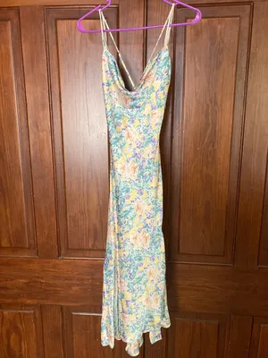 Astr The Label Gaia Floral Midi Flowy Strappy Sleeveless Slit Lined Dress XS thumbnail 2