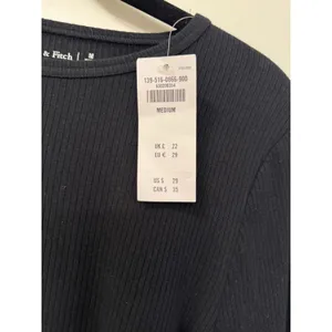 Abercrombie & Fitch Cropped Top Women's M Black Viscose Ribbed Knit Stretch NWT thumbnail 6