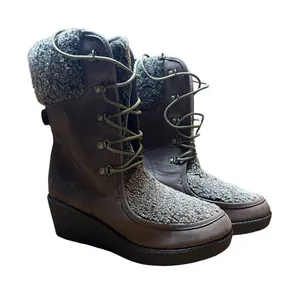 EDDIE BAUER Brown snow Boots Size 9M Women’s winter‎ Hiking Outdoor Modern thumbnail 1