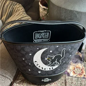 Authentic Coach Signature/Smooth leather w Celestial Cat Design bucket shoulder thumbnail 3