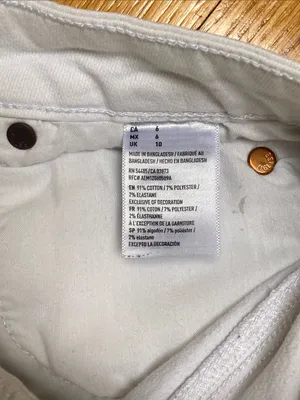 American Eagle Outfitters White Distressed Denim Cutoff Shorts thumbnail 4