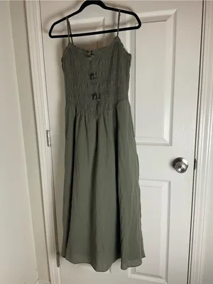 American Eagle Smocked Midi Dress in Olive Green – Size Small thumbnail 2