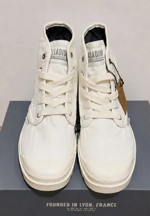 Palladium Pampa Womens Boots Size 7.5 White Mono Lace Up High Top new in box thumbnail 1