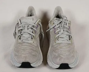 HOKA Women's US 7B Arahi 6 Silver Lightweight Running Shoes READ thumbnail 1