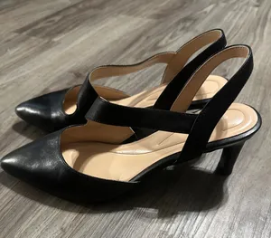 Easy Spirit Black Pointed-Toe Slingback Heels thumbnail 1