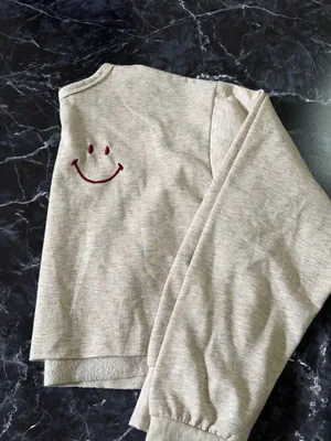 Vestique Cropped Crewneck  thumbnail 3