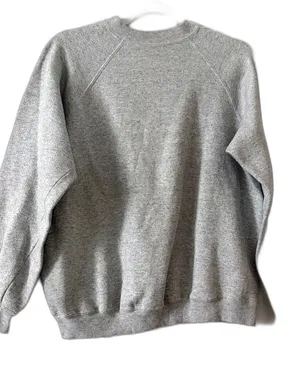 Hanes Heavy Blend Gray Crewneck Sweatshirt Fleece Pullover Size Large thumbnail 1