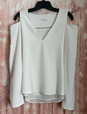 Cooper & Ella White V Neck Cold Shoulder Long Sleeve Double Layer Blouse Size M thumbnail 1