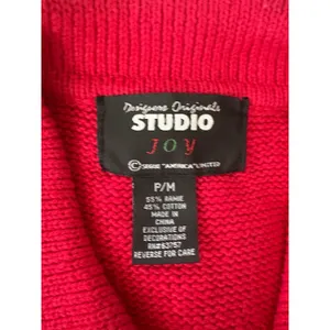 Studio Joy Christmas Vest Womens PM‎ Petite/Medium Red Snowflake Knit Holiday thumbnail 2