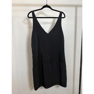 Amanda Uprichard Black 100% Silk V-Neck Dropped Waist Mini Dress‎ Medium thumbnail 3