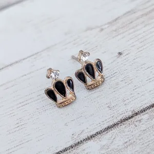 Crown Design Stud Earrings Dainty thumbnail 2