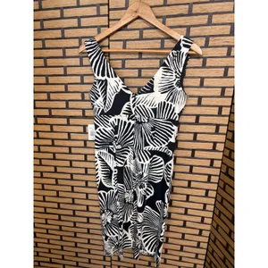 B. Smart Black Floral Dress Size‎ 6 thumbnail 2