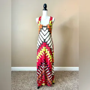 BEIGE BY ECI | Red Graphic Print Sleeveless Maxi Dress Sz M thumbnail 2