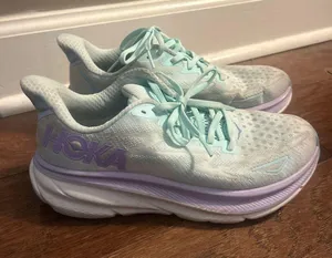 Clifton 9 Hoka thumbnail 2