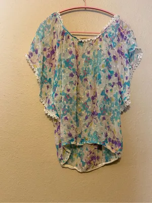 Yumi Kim Silk Watercolor Flutter‎ Sleeve Blouse With Lace Trim Size Large thumbnail 5