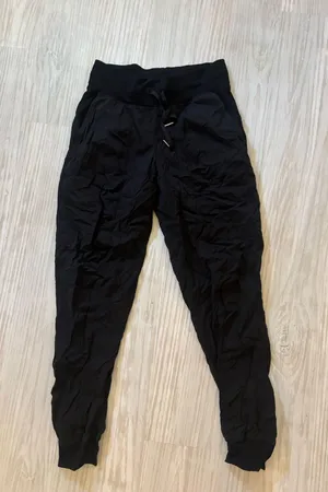 Lululemon Joggers Dance Studio thumbnail 1
