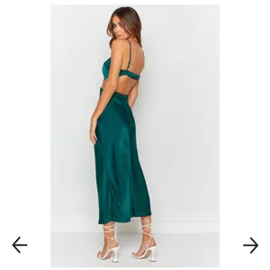 Beginning boutique forgiveness cut out satin dress in emerald thumbnail 13