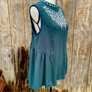 Knox Rose Teal Embroidered Sleeveless Babydoll Blouse Size Large thumbnail 6