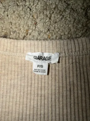 Garage Top thumbnail 2