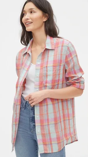 GAP Boyfriend Button Down Shirt thumbnail 1