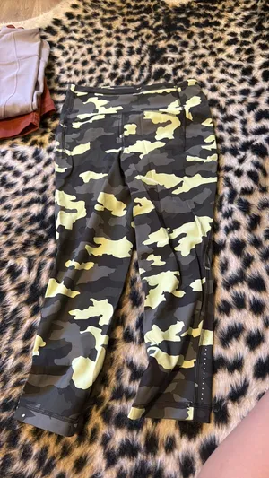 Lululemon Leggings thumbnail 3