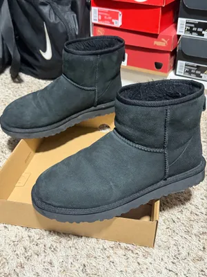 UGG Black Boots thumbnail 3