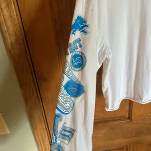 Detroit Lions Wear White Long Sleeve Shirt with Blue Graphics thumbnail 4