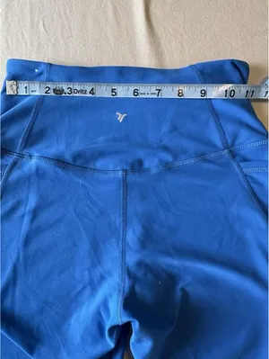 Old Navy Active Powersoft Sports Bra and High-Rise Leggings Set thumbnail 4