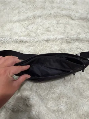 Nike Black Waist Fanny Pack with White Swoosh Logo Running bag thumbnail 4