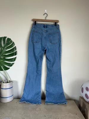 Abercrombie & Fitch The Vintage Flare High Rise Jeans thumbnail 5