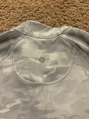 Lululemon Shirt Long Sleeve thumbnail 5