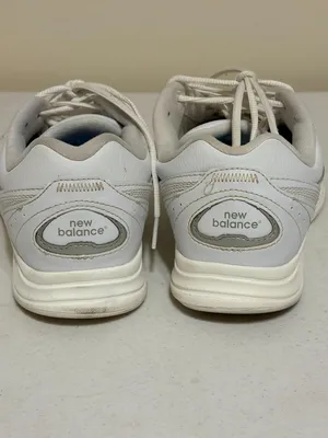 Women's New Balance 577 White Leather Walking Shoes Lace-Up Size 10 2E Wide thumbnail 3